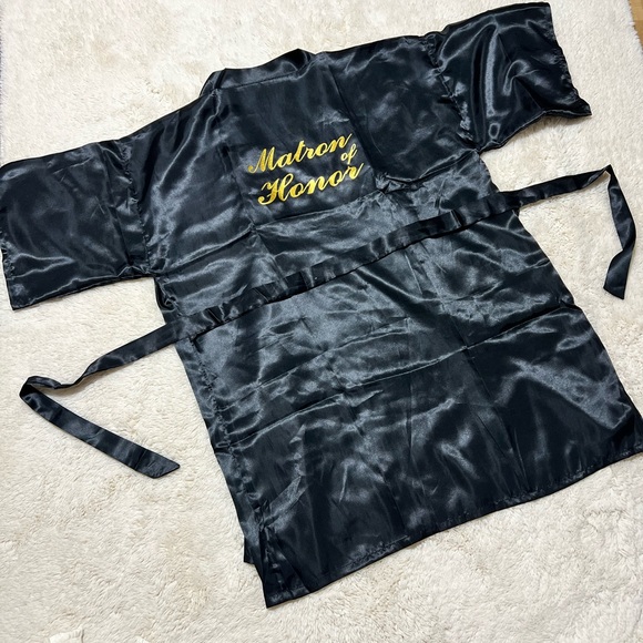 Silk Black Matron of Honor Robe with Gold Lettering NWOT - Picture 2 of 8